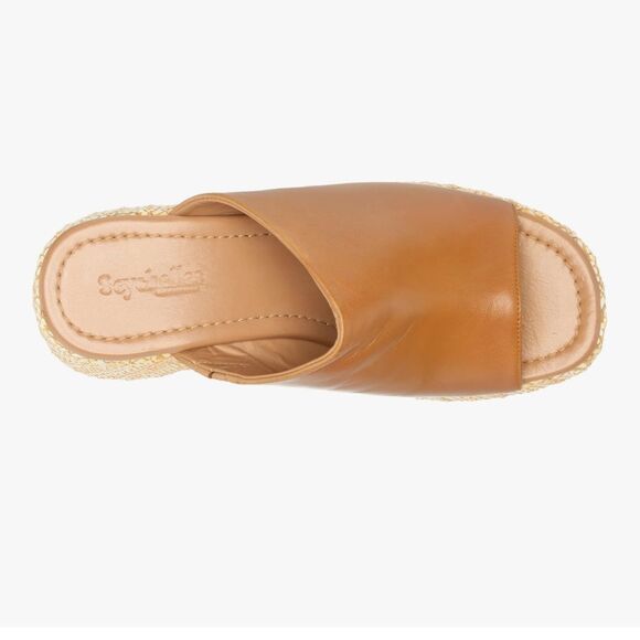 Seychelles | Tulip Platform Sandals - Picture 5 of 10